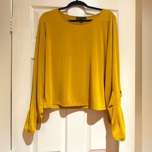 New gold International Concepts top, size L. Perfect for the holidays